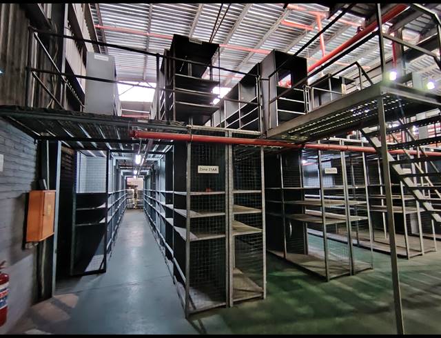 5,057M² WAREHOUSE FOR SALE IN CITY DEEP